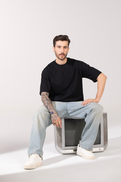 Bold Black- Oversized T-Shirt