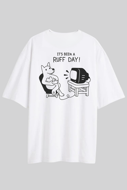 BEAR WITH ME. - Oversized T-Shirt